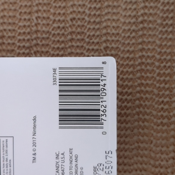 Pez Dispenser Yoshi w/ candy New - Picture 5 of 5